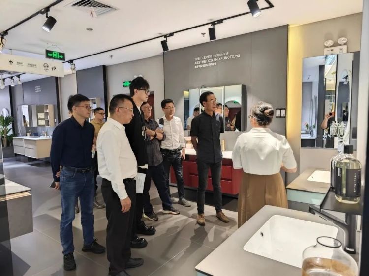 ���ٵ羺�������